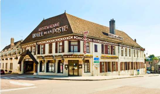 Hotel de la poste à Saulieu : 59€ la nuit avec petit dej + bouteille de vin