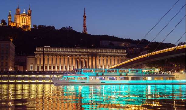 Lyon : diner repas avec réduction sur le bateau l&rsquo; Hermès