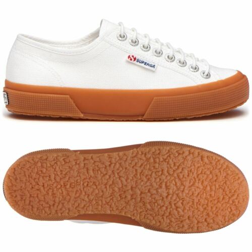 Moins de 20€ les chaussures SUPERGA COTU 2744